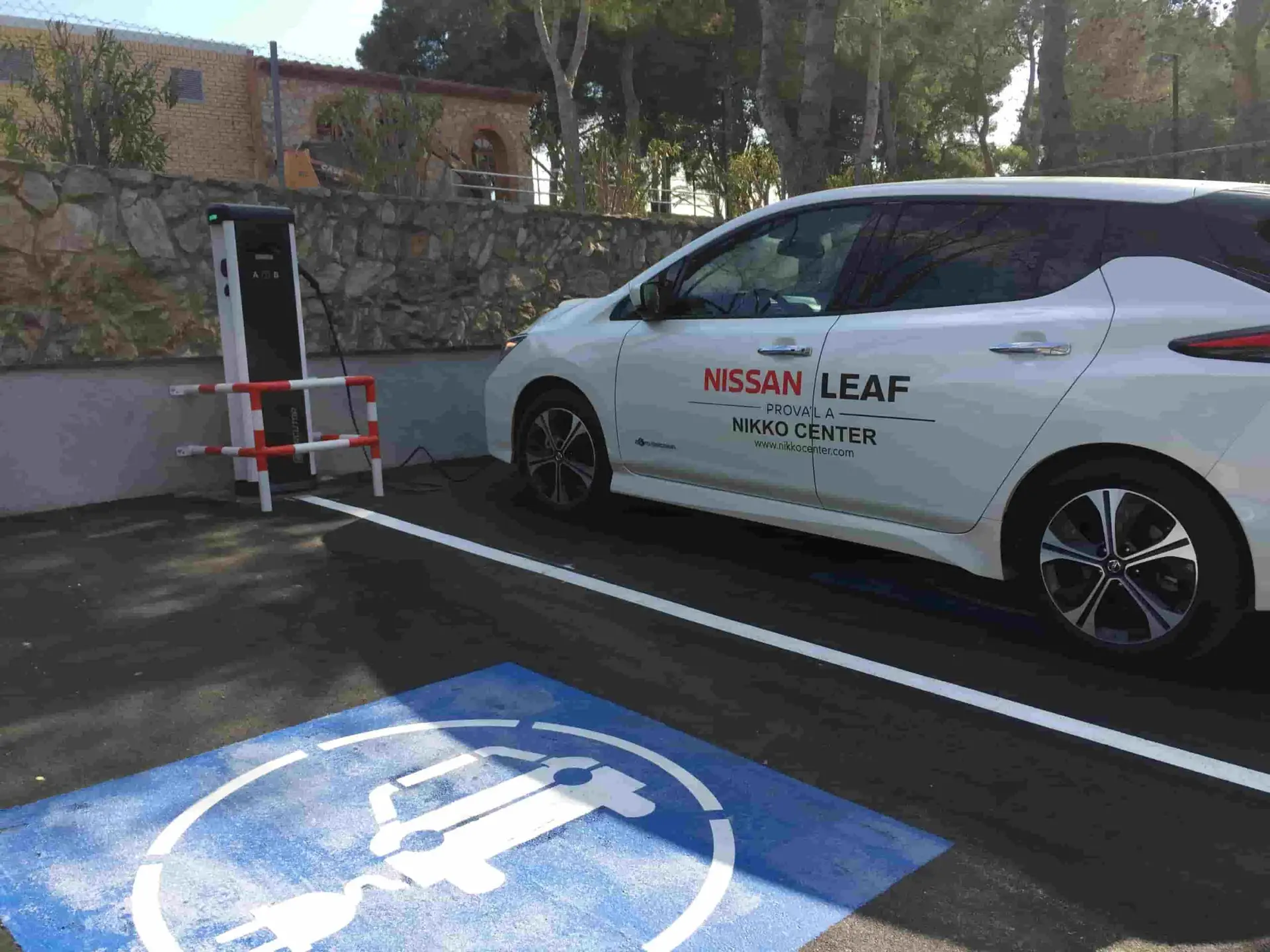 CARGADOR ELECTRICO COCHES