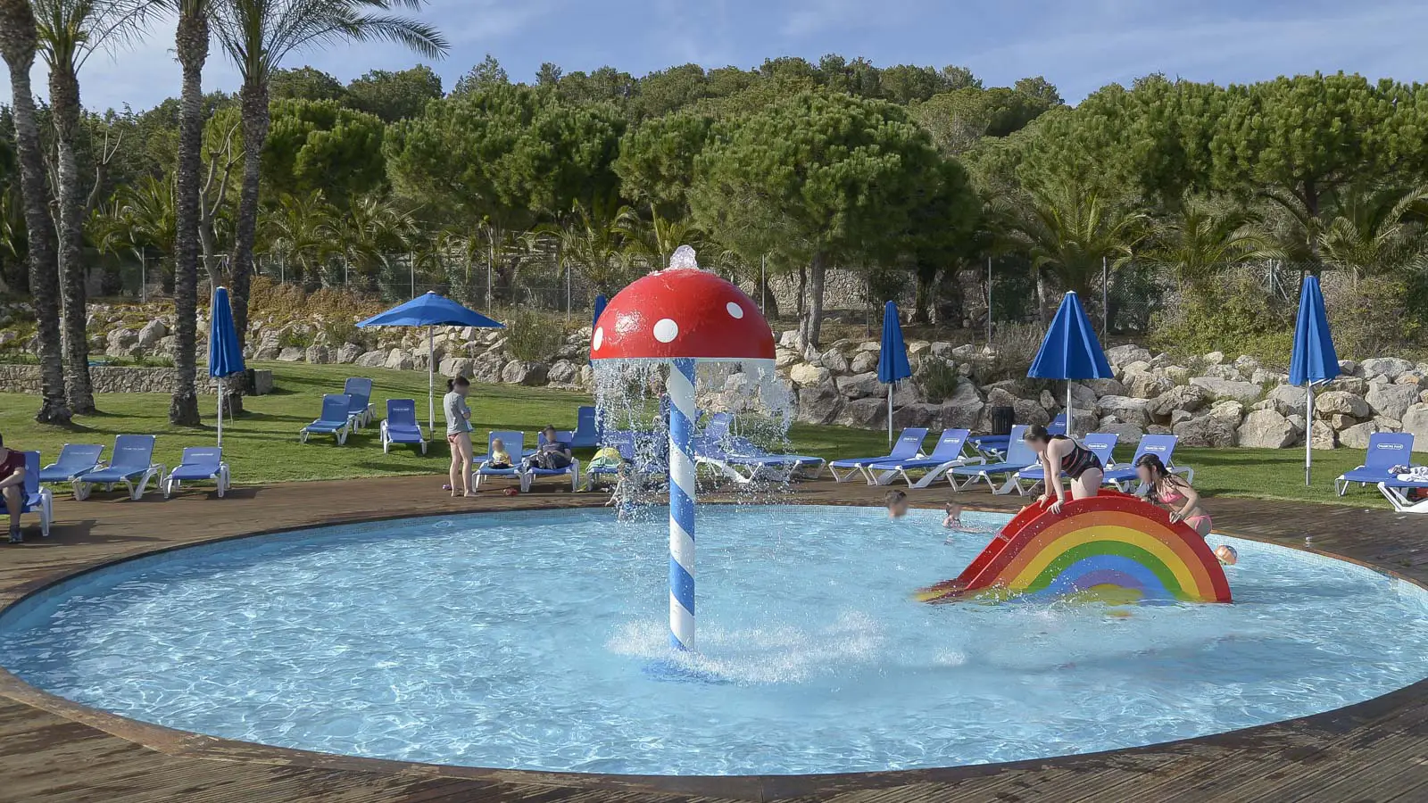PISCINA INFANTIL