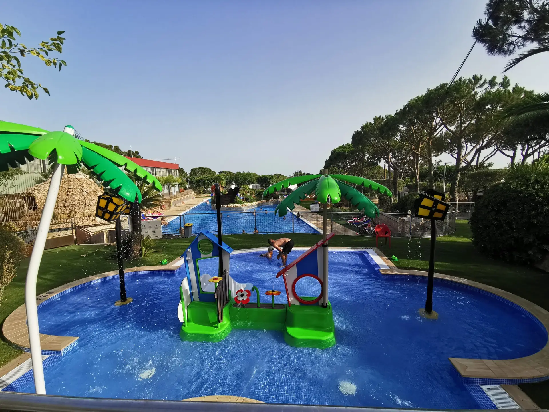 Piscina p
